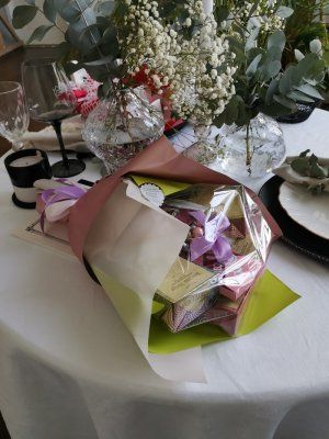 Купить букет подарочный чайный весенние цветы